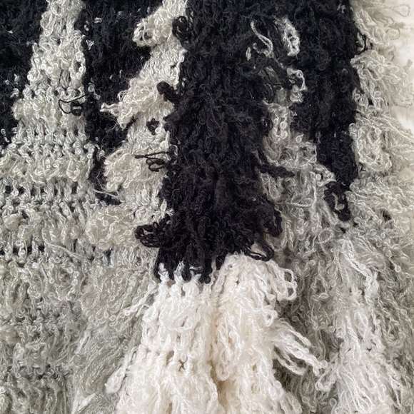 Vintage Answers by Riddles Inc 80s Shaggy Sweater - Picture 4 of 7